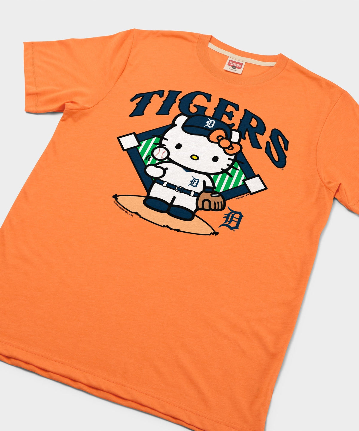 Hello Kitty x Detroit Tigers Toss product image 2