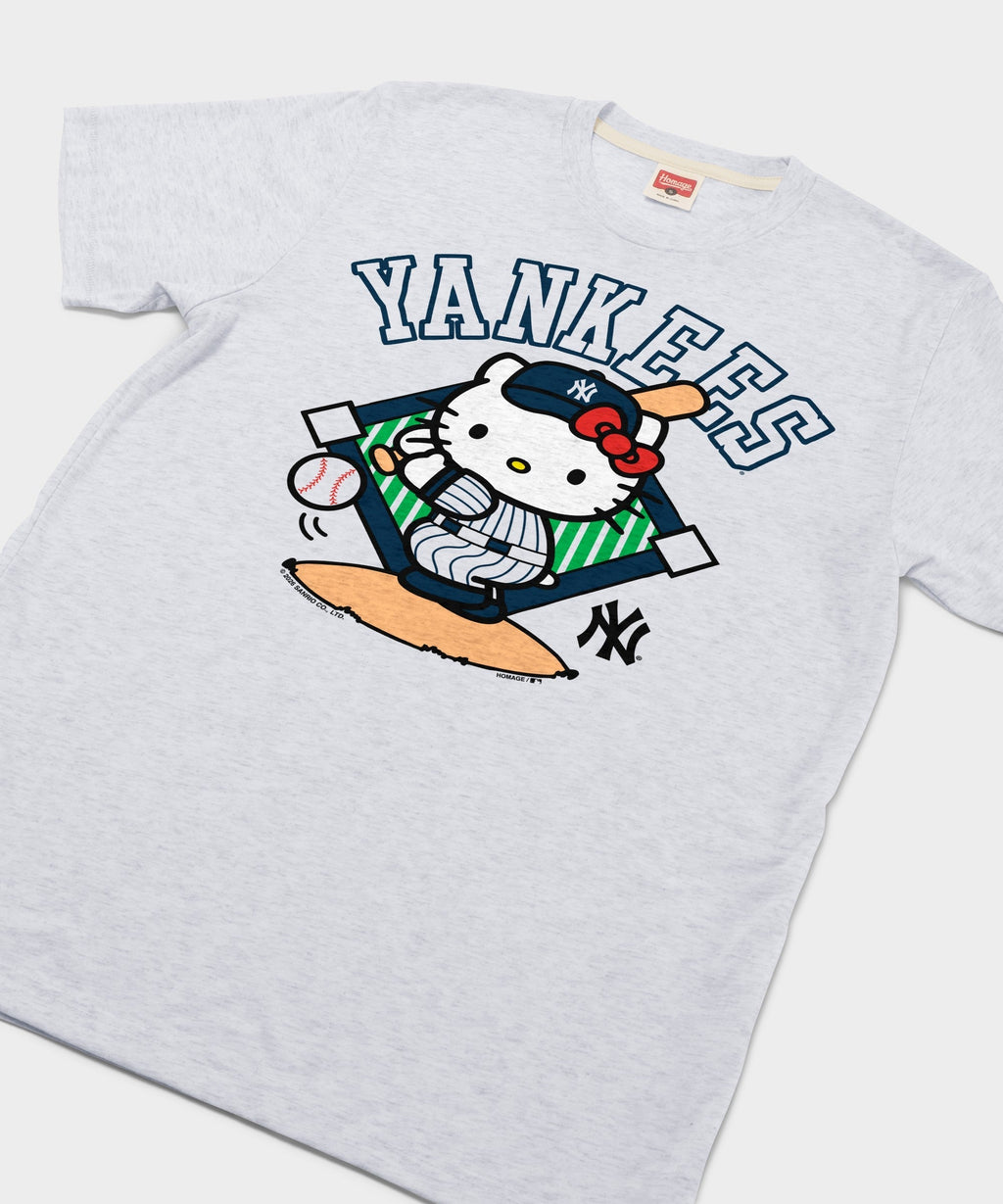 Hello Kitty x New York Yankees Swing product image 2