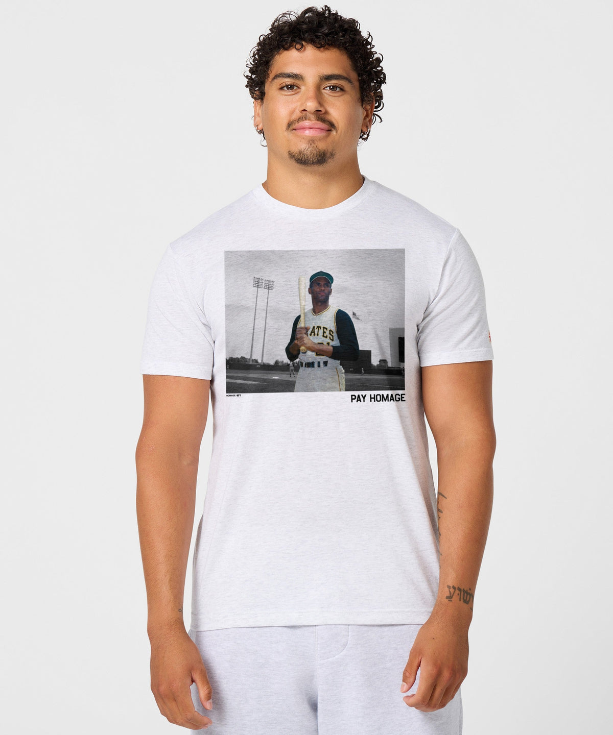 Roberto Clemente Pay Homage product image 3