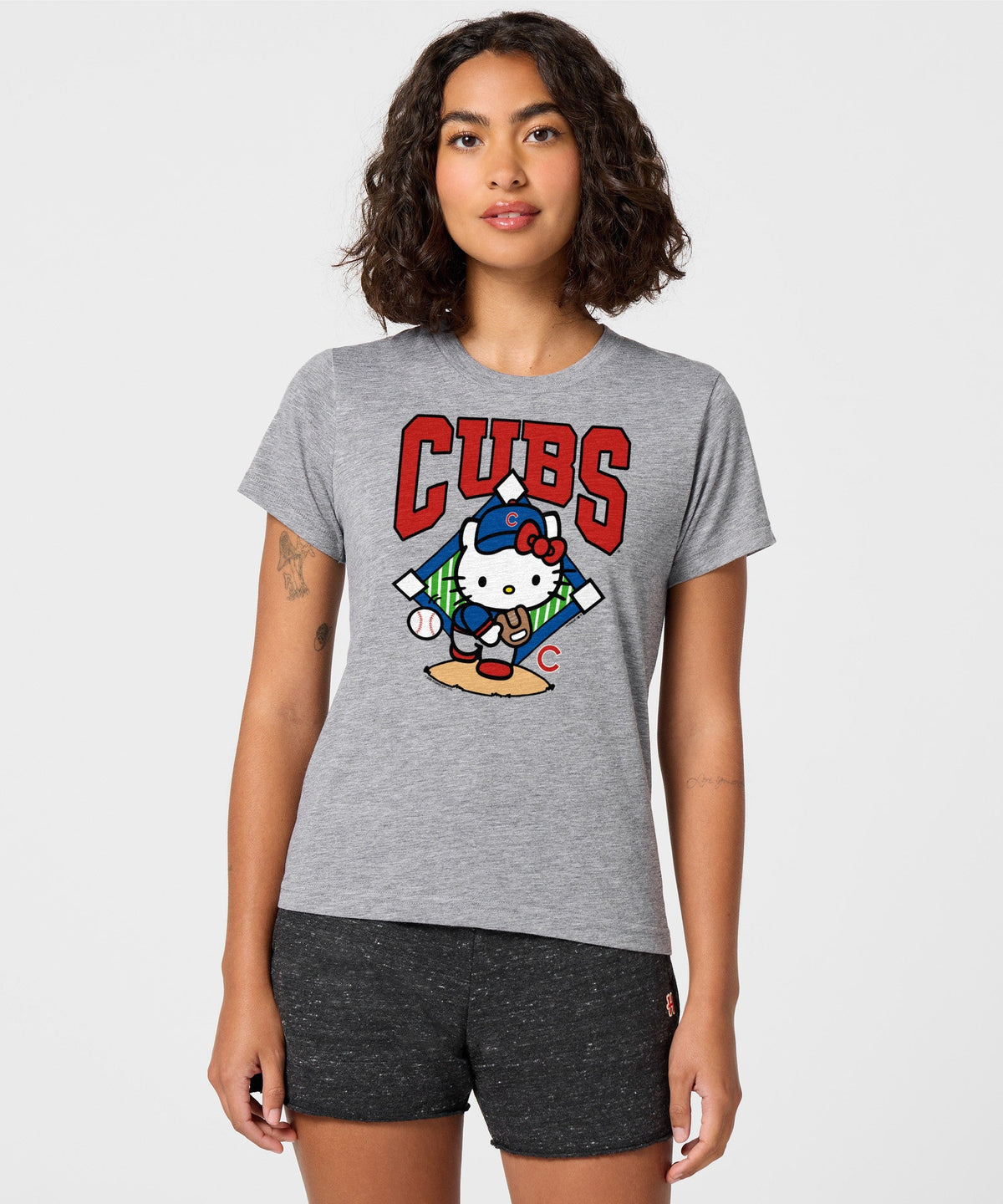 Women's Hello Kitty x Chicago Cubs Pitch product image 3